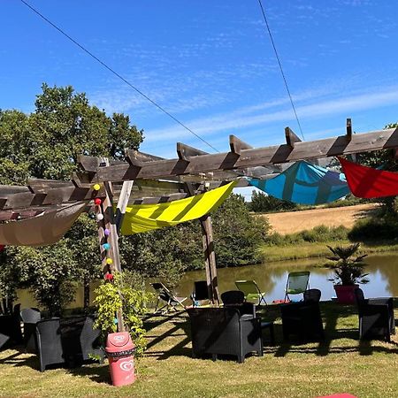Camping Les Petites Minaudieres Coussay-les-Bois Bagian luar foto